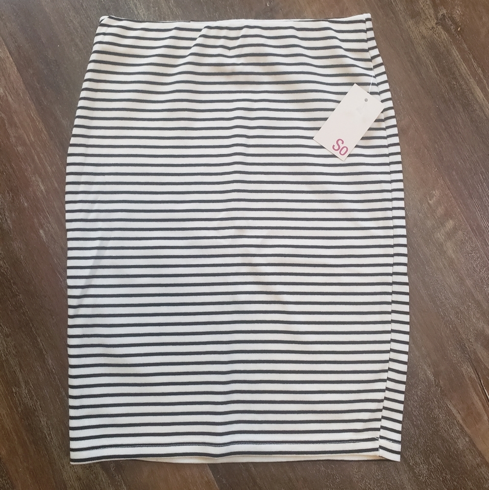 SO Simple Bodycon skirt